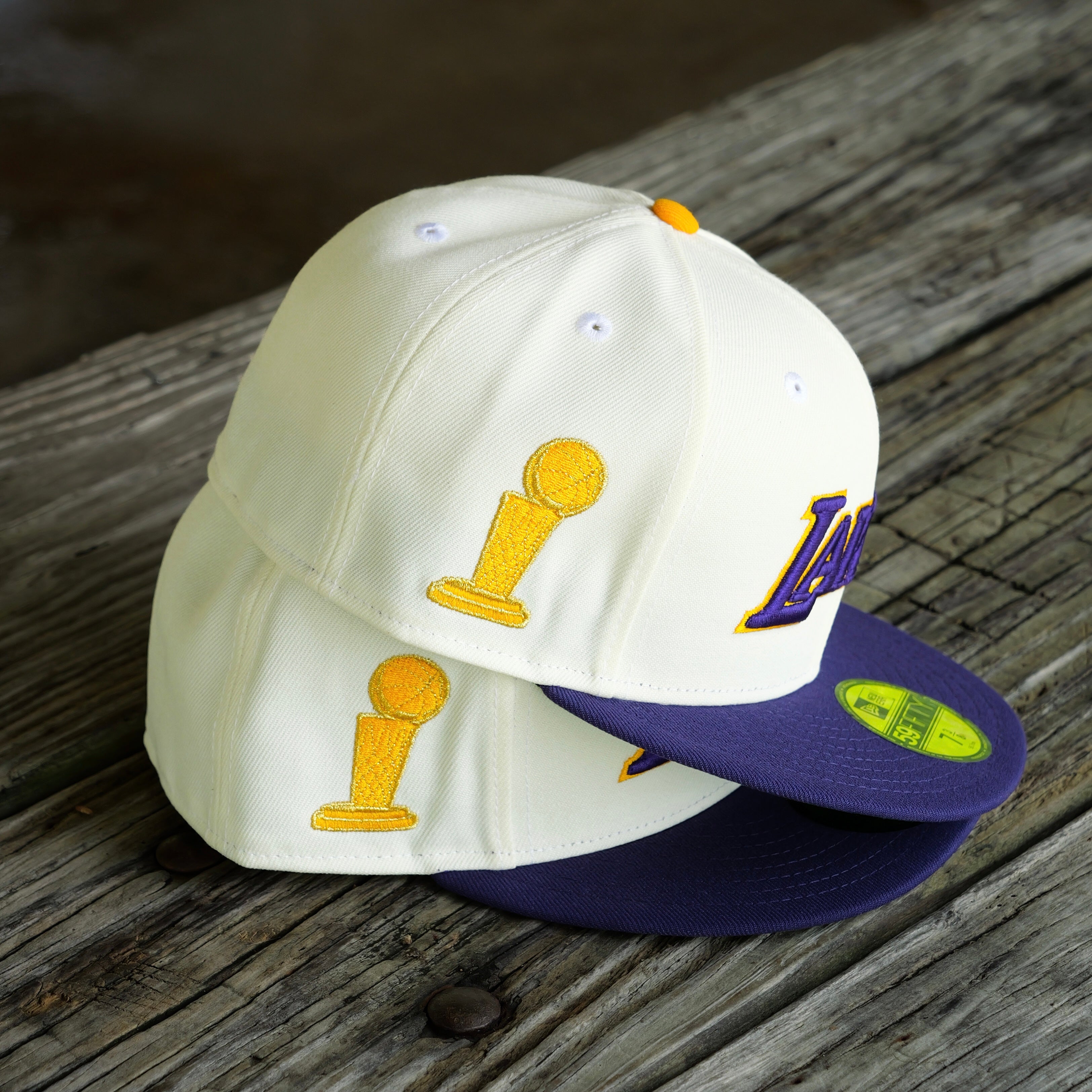New Era Los Angeles Lakers NBA Trophy Side Patch Fitted - New Era
