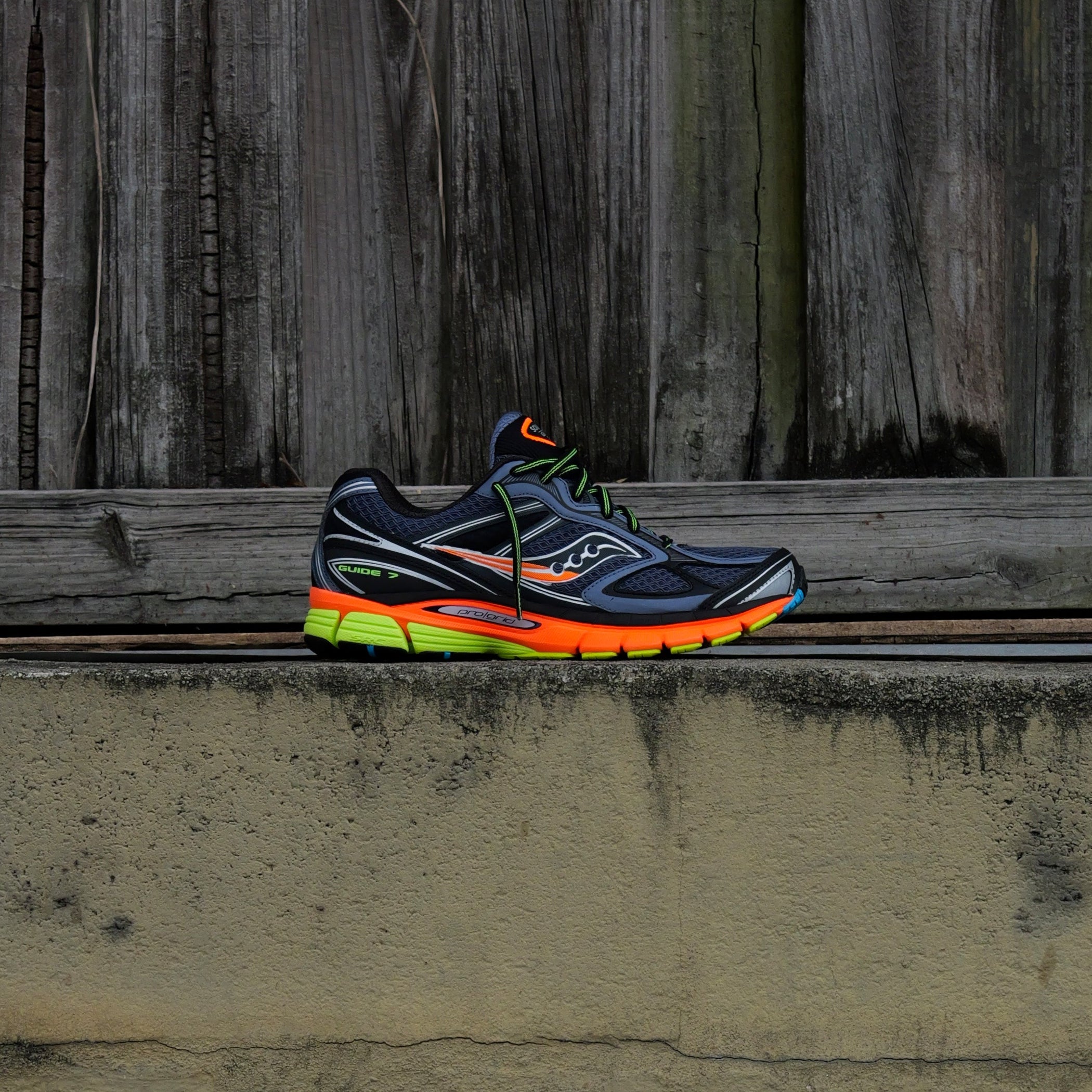 Mens Saucony ProGrid Guide 7 (Grey/Multi) - Saucony