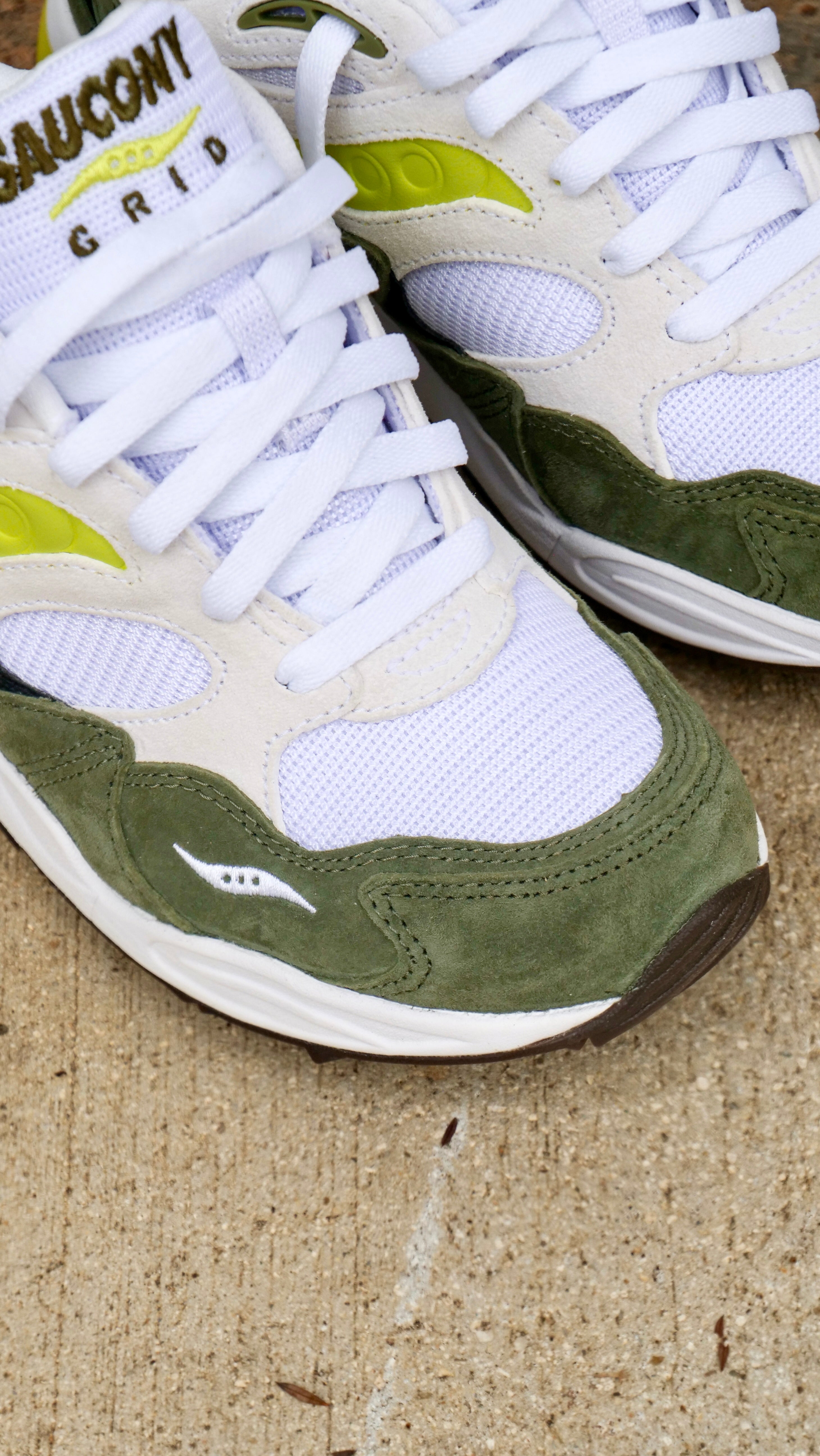 Mens Saucony Grid Shadow 2 Essential (White/Green)