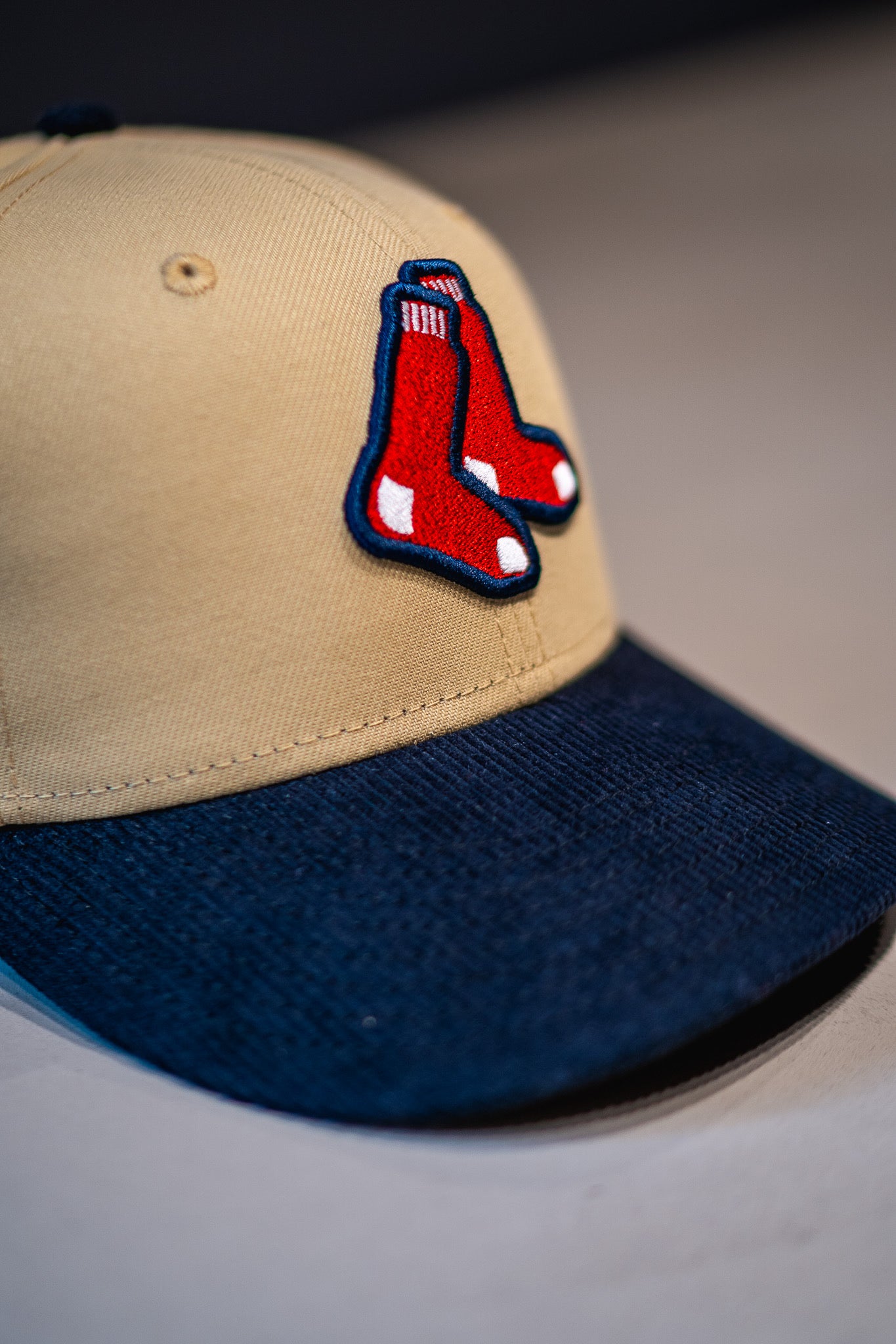 New Era Boston Red Sox ASG 1999 Good Grey UV (Vegas Gold/Navy Corduroy) - New Era